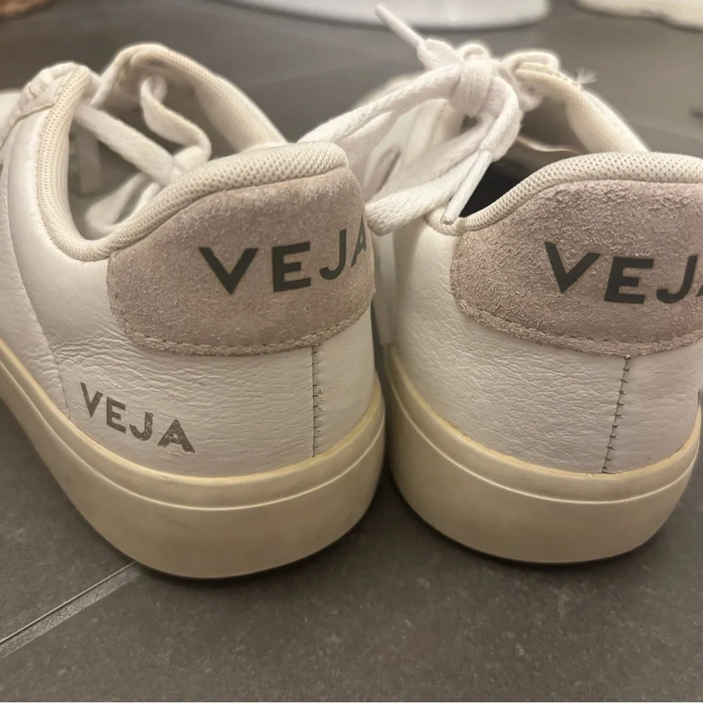 Veja Campo Sneakers - Picture 6 of 7